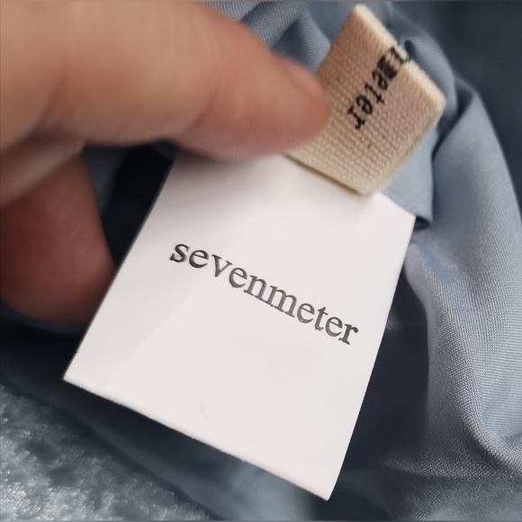 Chic top - Picture 7 of 10